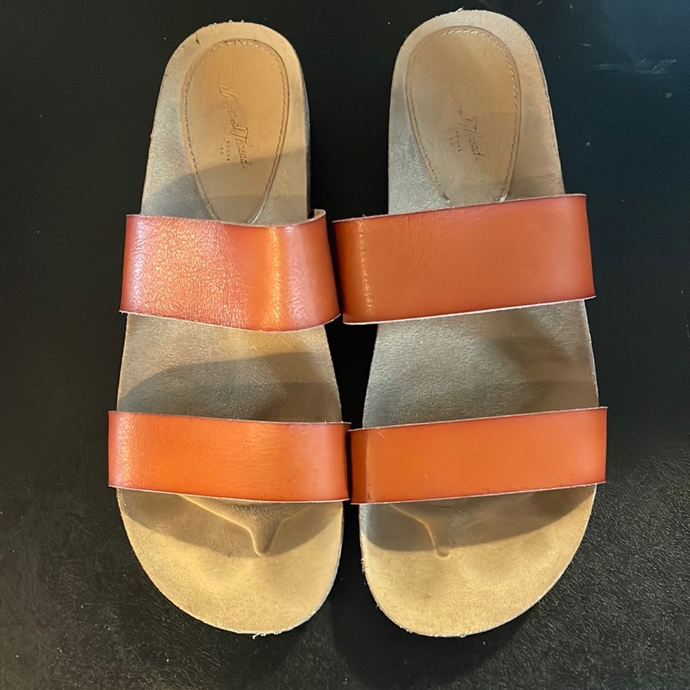 Universal thread slides